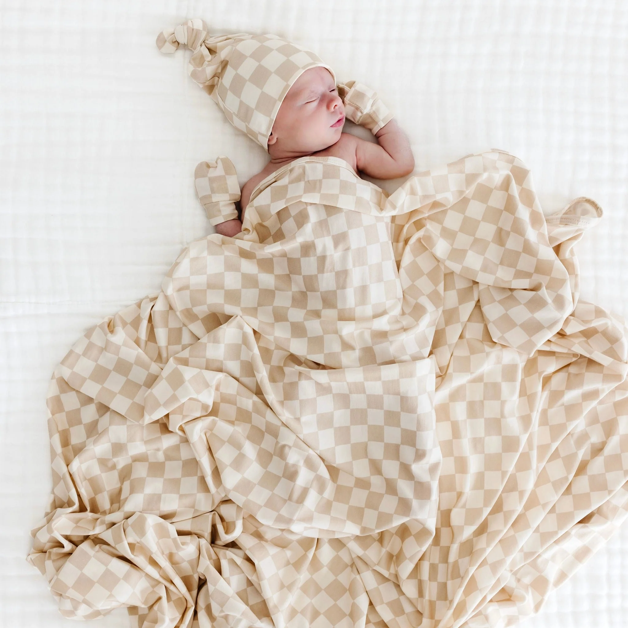 Austin Newborn Hat Bundle (Gown) - Image 4