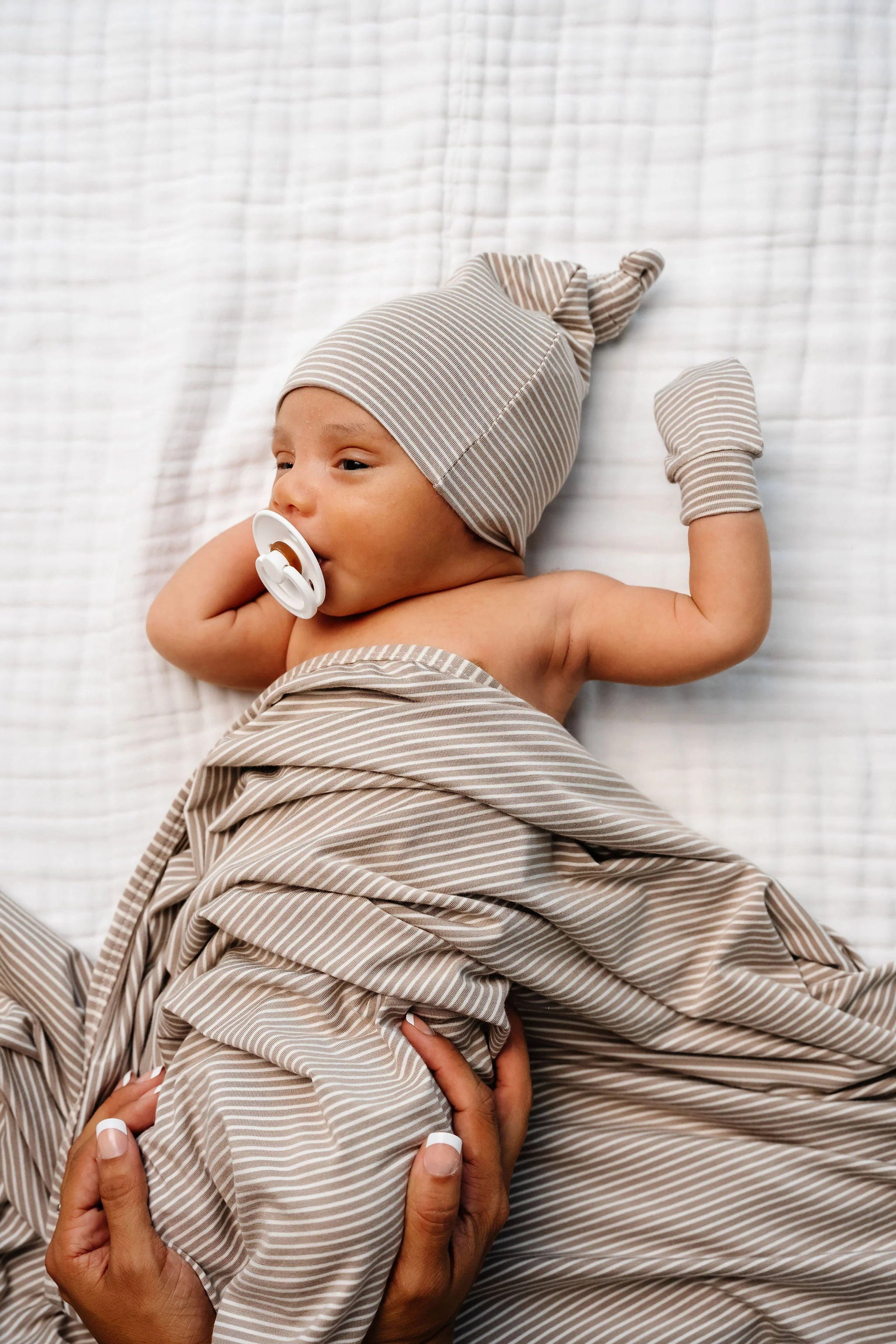 Banks Newborn Hat Bundle (Gown) - Image 4