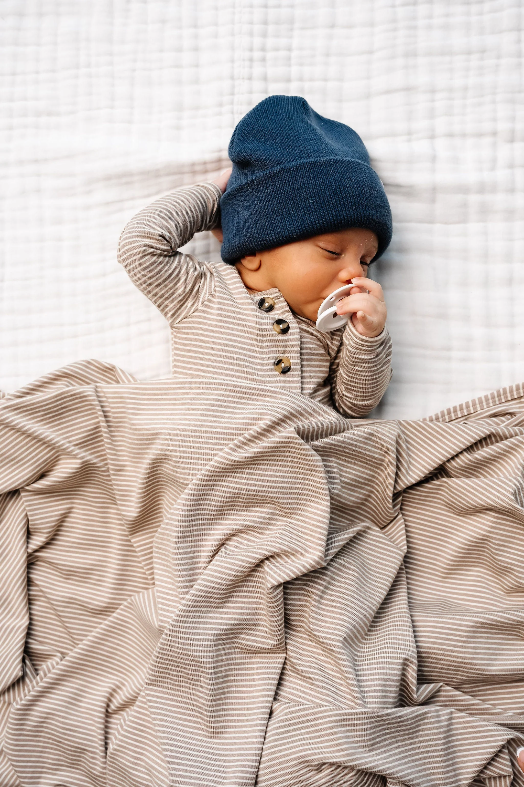 Banks Newborn Hat Bundle (Gown) - Image 5