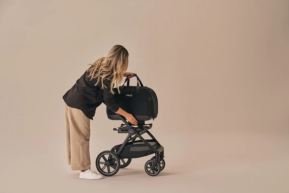 Tavo Pets Hendrick + Roscoe Trek + Adapter Travel System - Image 12