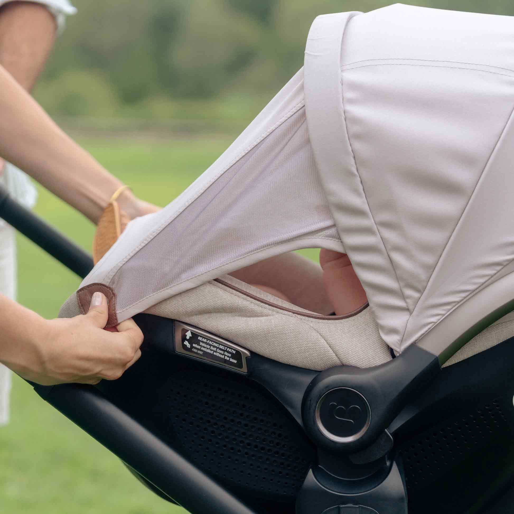 Maxi-Cosi Peri 180 Rotating Car Seat - Image 9