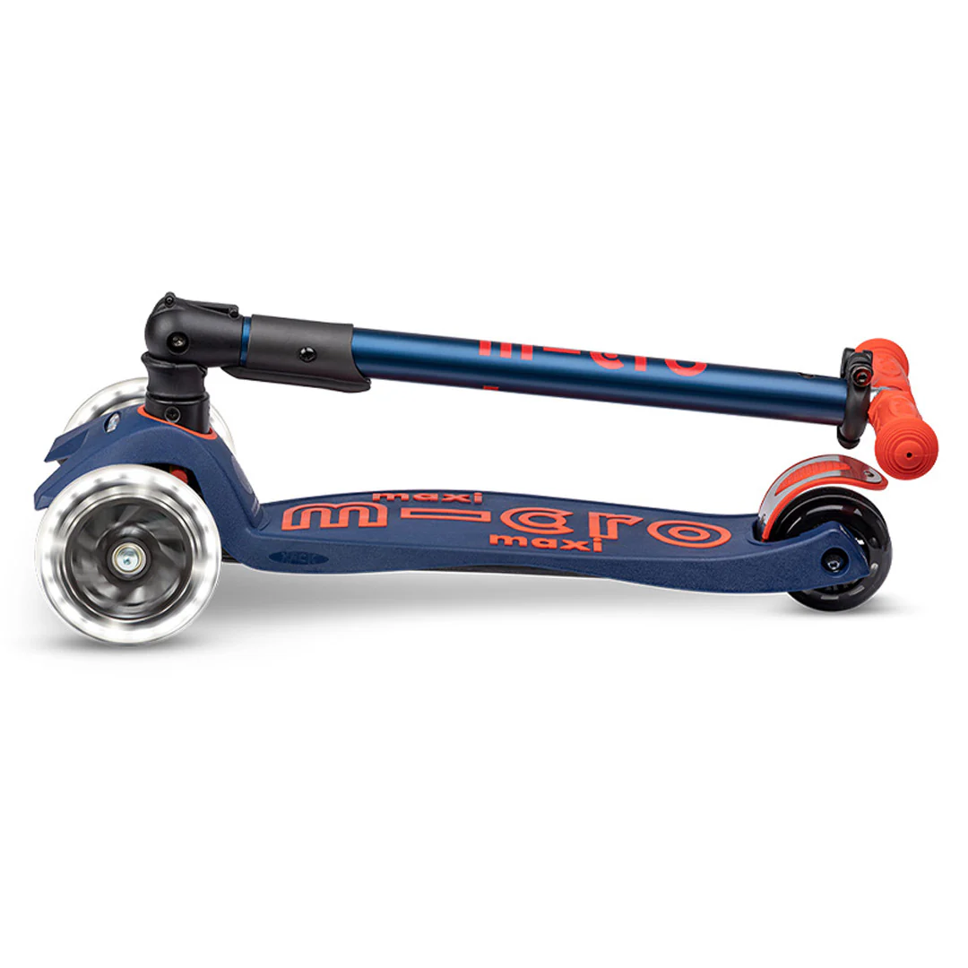 Micro Kickboard Maxi Foldable LED Scooter - Image 3