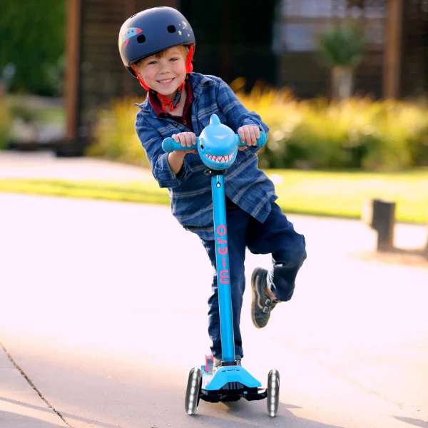 Micro Kickboard Maxi LED Scooter - Image 2