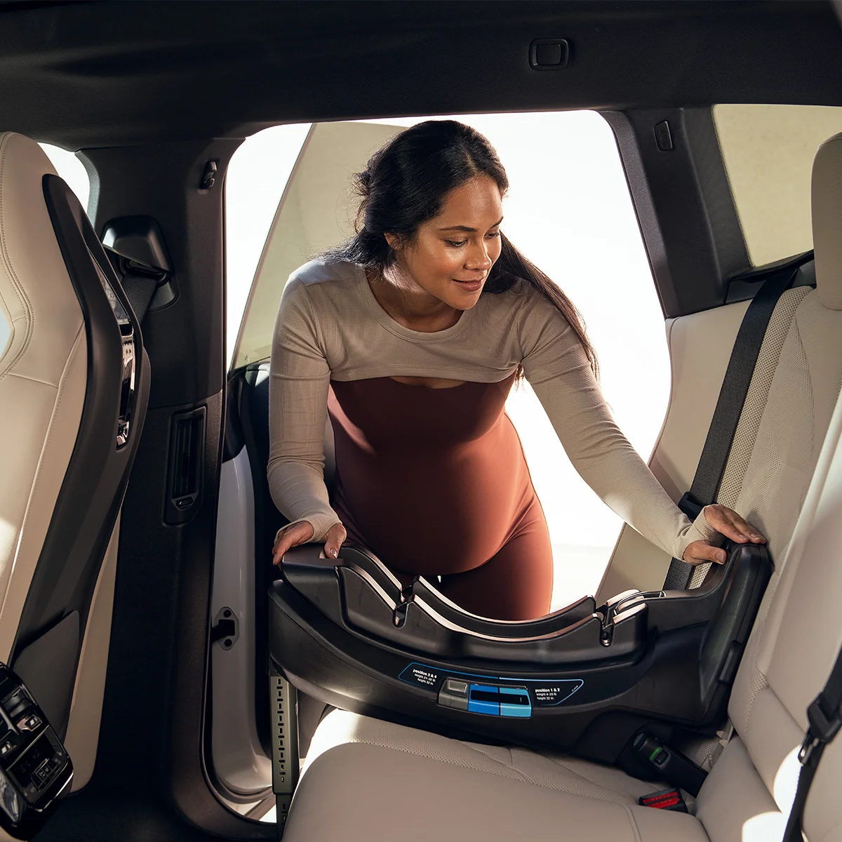 Nuna Demi Icon + Pipa Aire RX Travel System - Image 6