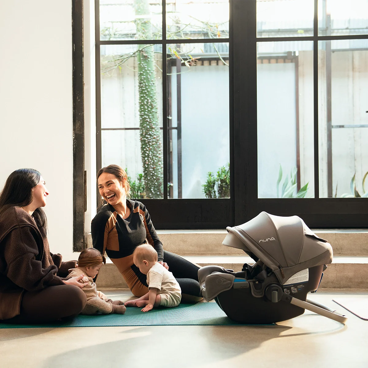 Nuna Demi Icon + Pipa RX Travel System - Image 4