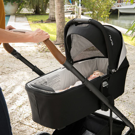 Nuna MIXX Bassinet with Stand - Image 11