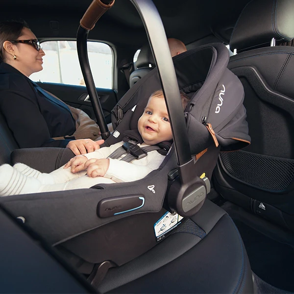 Nuna Swiv + PIPA Urbn Baseless Travel System - Image 10