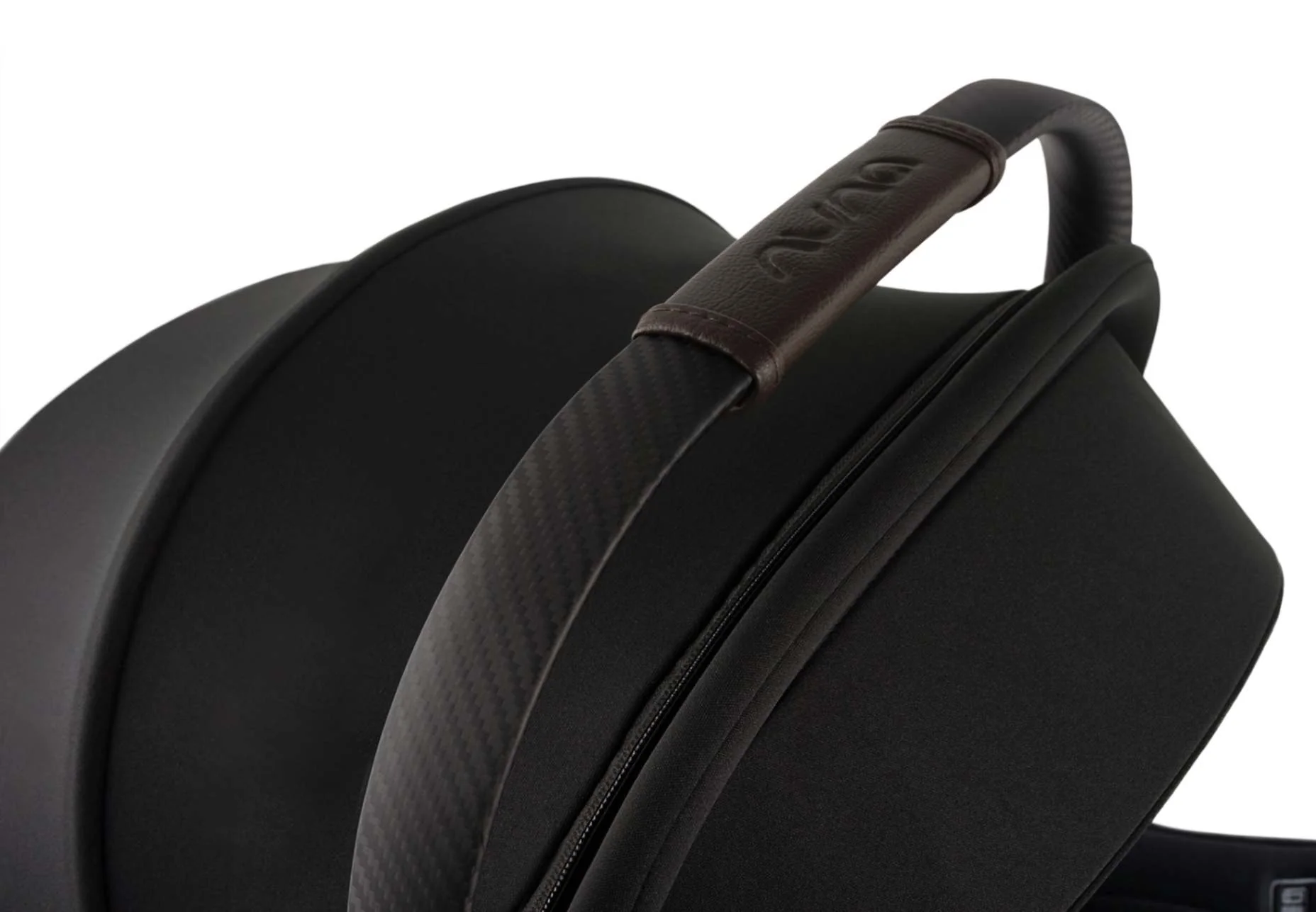 Nuna TRIV lx + Pipa URBN Travel System - Image 10