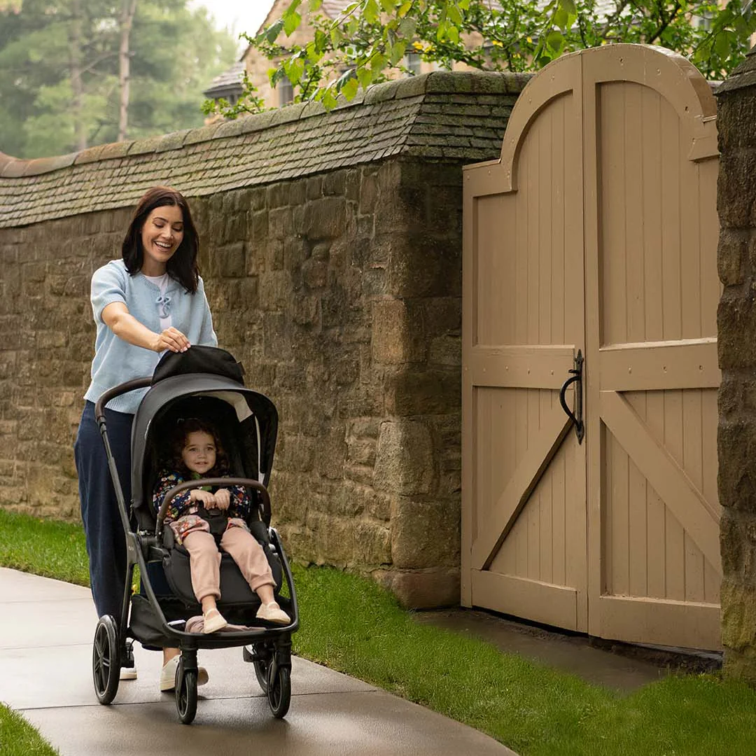 Nuna TRIV lx + Pipa URBN Travel System - Image 6