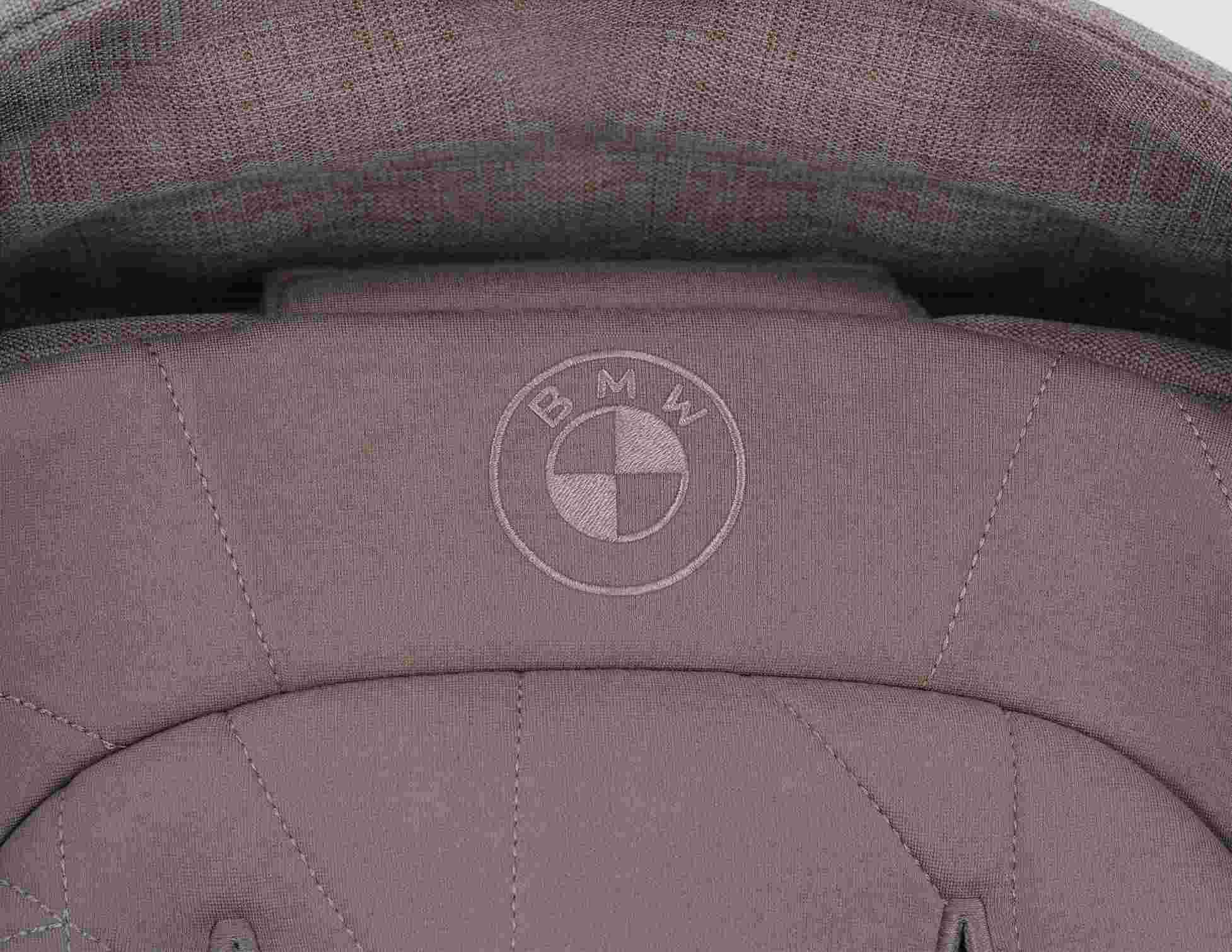 Nuna x BMW Swiv Stroller - Image 6