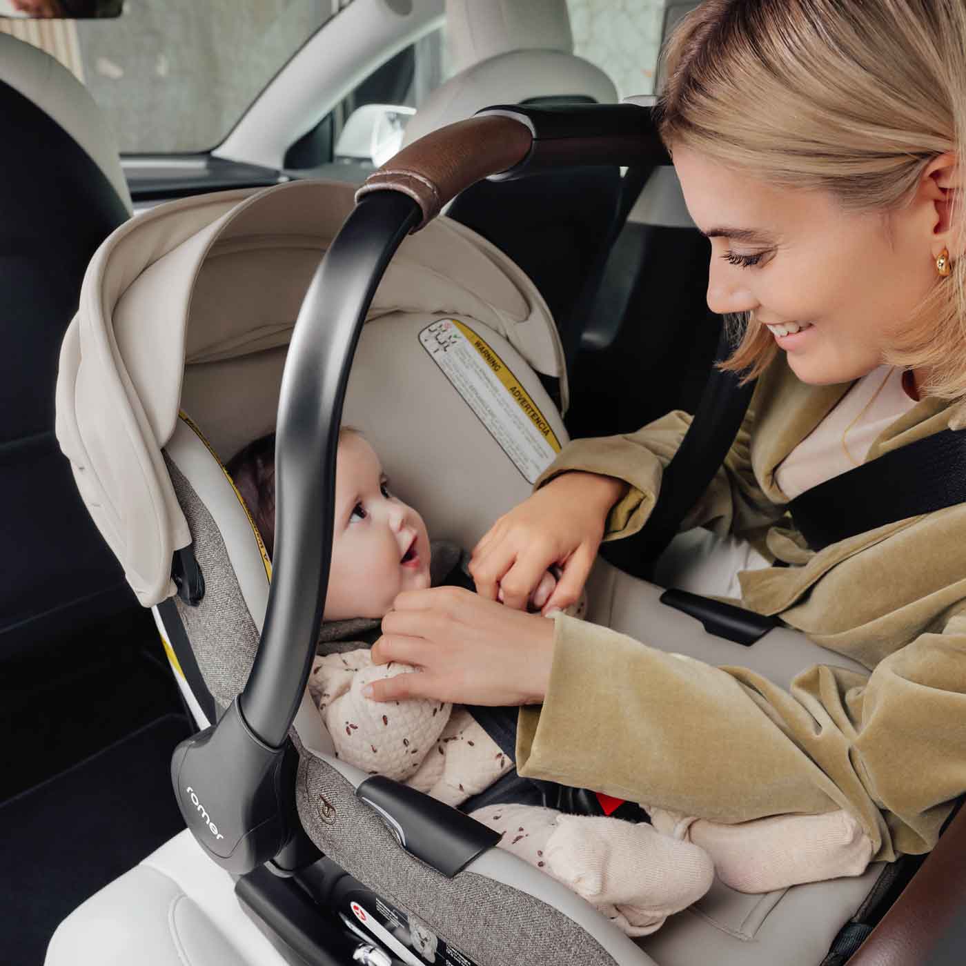 Romer Juni Infant Car Seat - Image 15