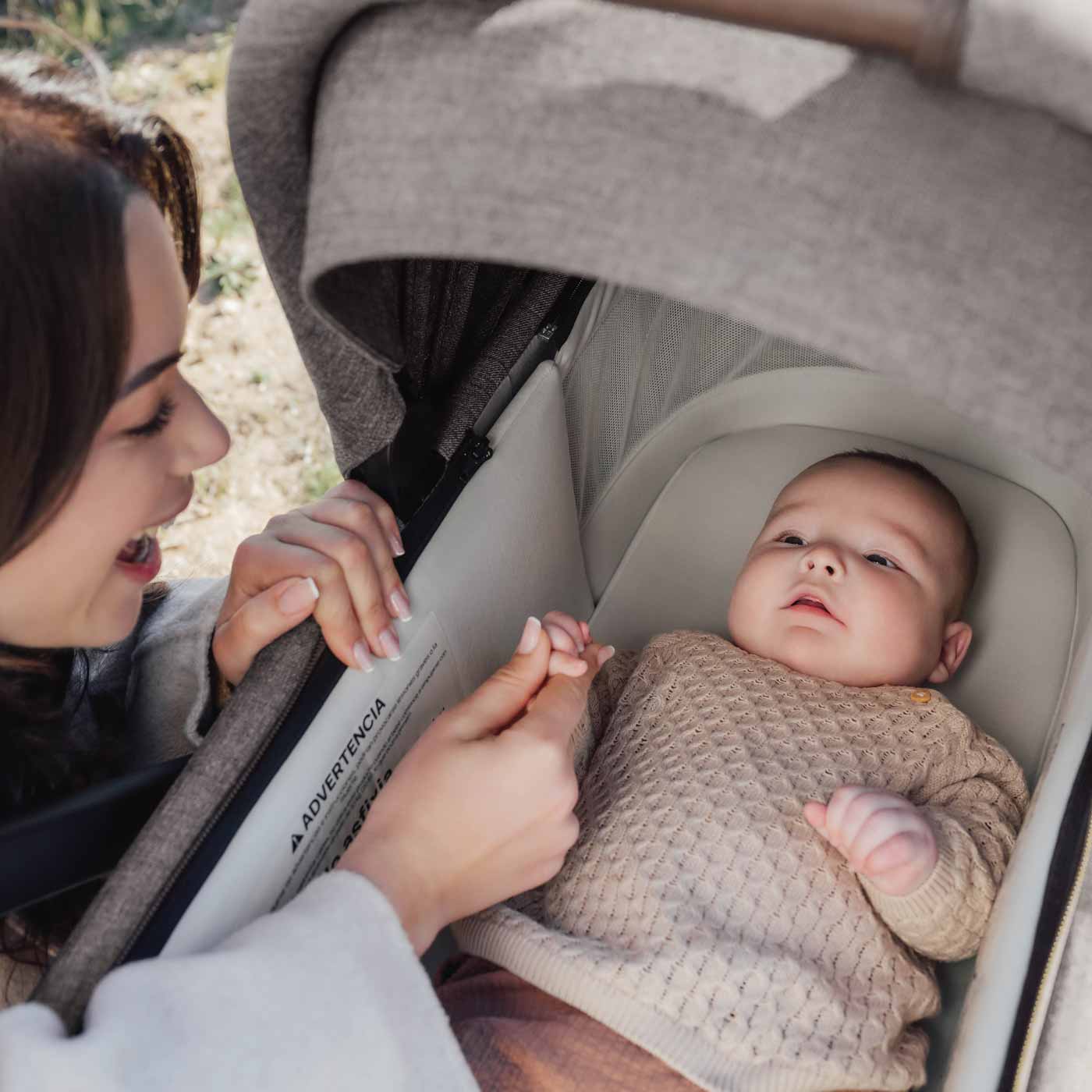 Romer Tura Stroller + Sera Bassinet - Image 11
