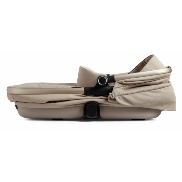 Silver Cross Reef 2 Bassinet - Image 4
