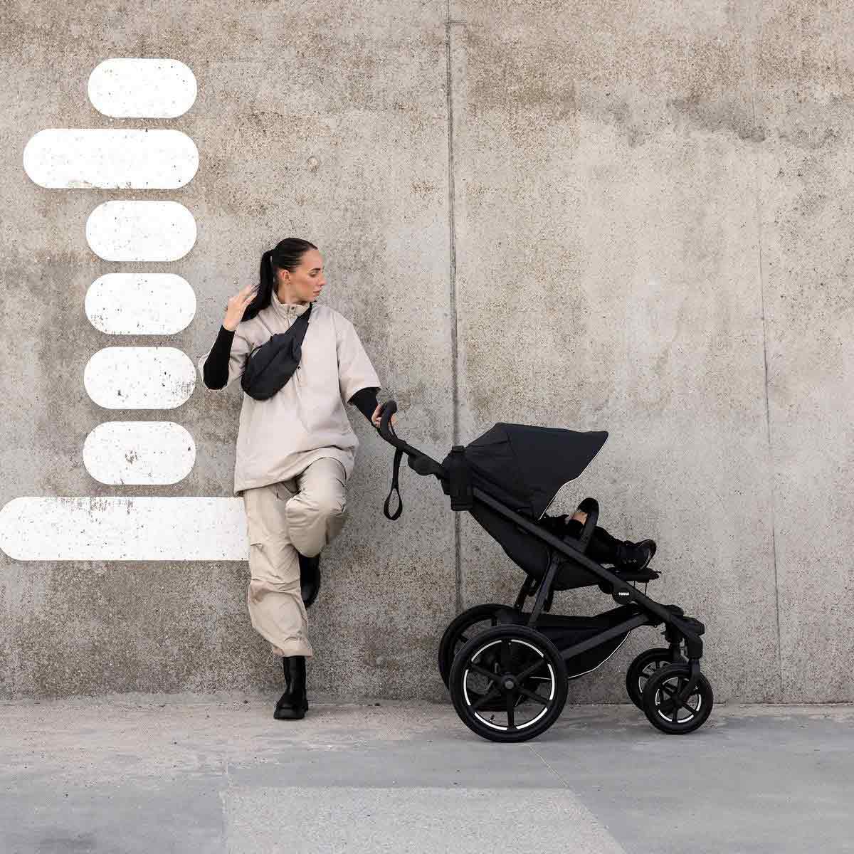 Thule Urban Glide 4-Wheel Newborn Bundle - Image 4