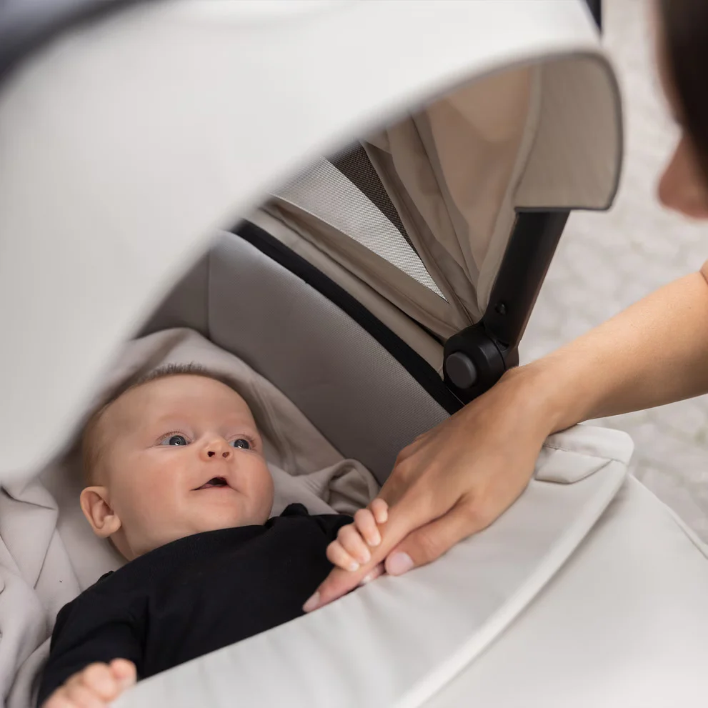 Thule Bassinet for Strollers - Image 9