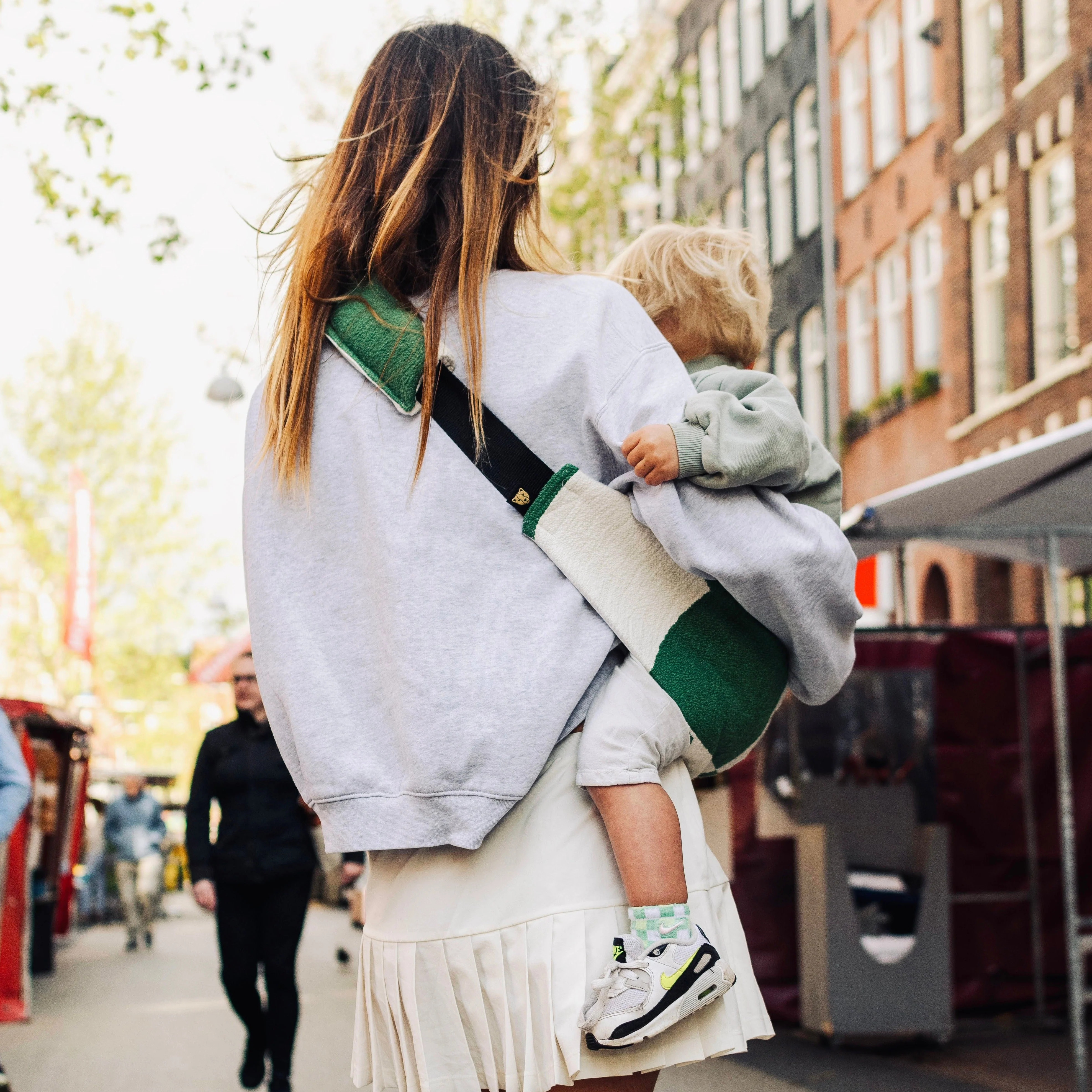 Wildride Toddler Carrier - Green Graphic - Image 5