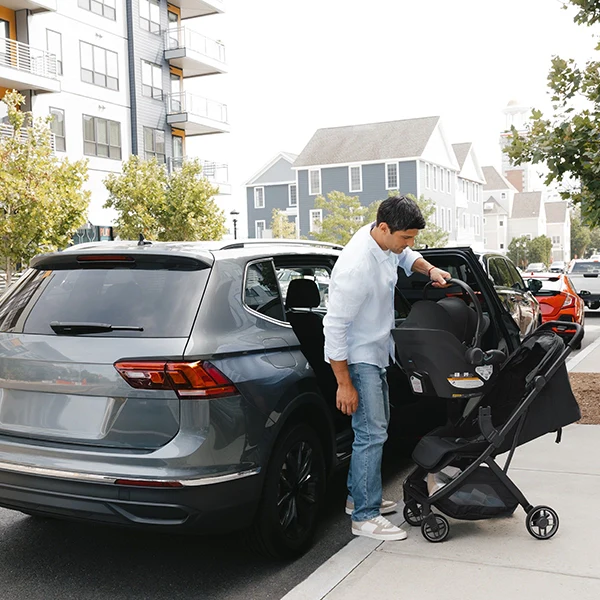 UPPAbaby MINU V3 with Aria V2 Travel System - Image 2