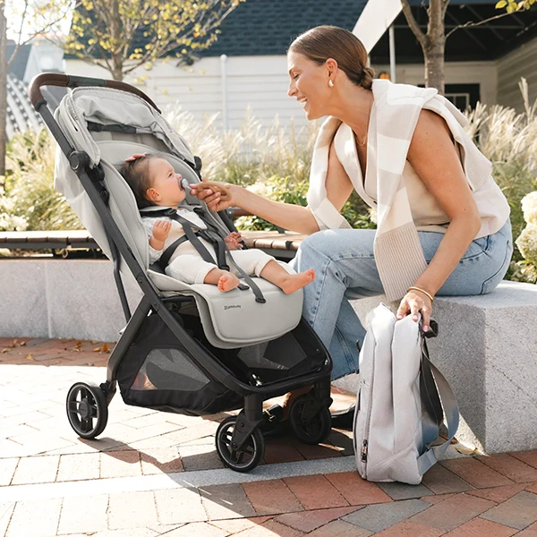 UPPAbaby MINU V3 with Aria V2 Travel System - Image 6