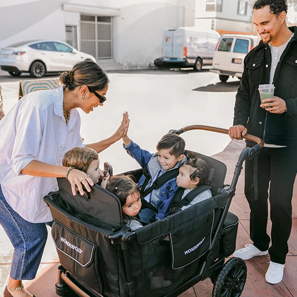 WonderFold L4 Quad Stroller Wagon - Image 17